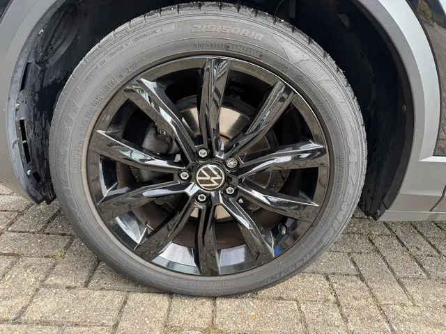 Volkswagen T-Roc 1.5 TSI Sport 2021 Benzine 10