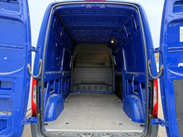 Mercedes-Benz Sprinter 311 2.2 CDI 2020 Diesel 12