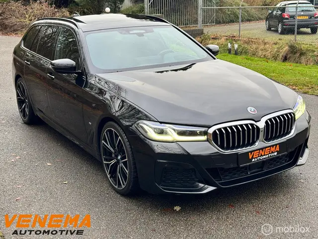 BMW 5 Serie Touring 530d M Sport Edition 2023 Diesel 7