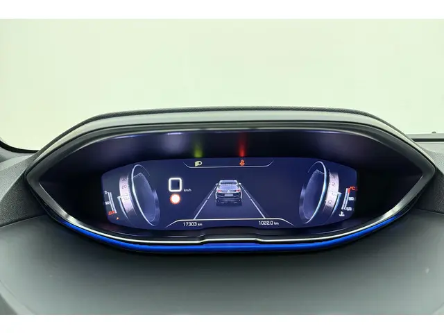 Peugeot 3008 1.2T 130pk GT 2024 Benzine 30