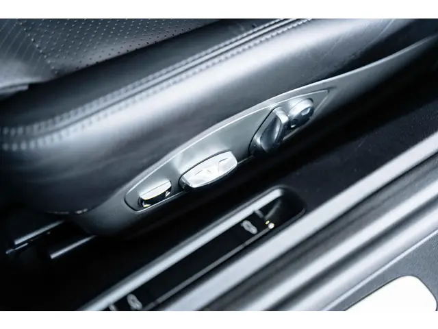 Porsche 911 Turbo 2014 Benzine 47