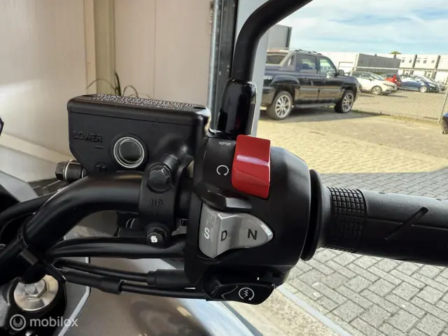 Honda NC 750 750X DCT C-ABS 2015 Benzine 14