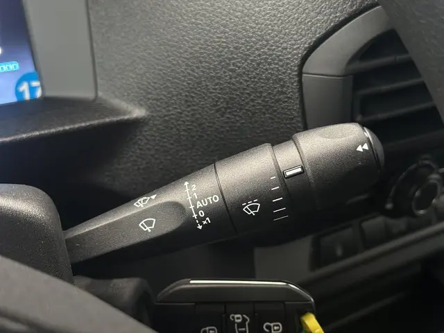 Peugeot Expert 1.5 BlueHDi 120 S&S L3 2024 Diesel 26