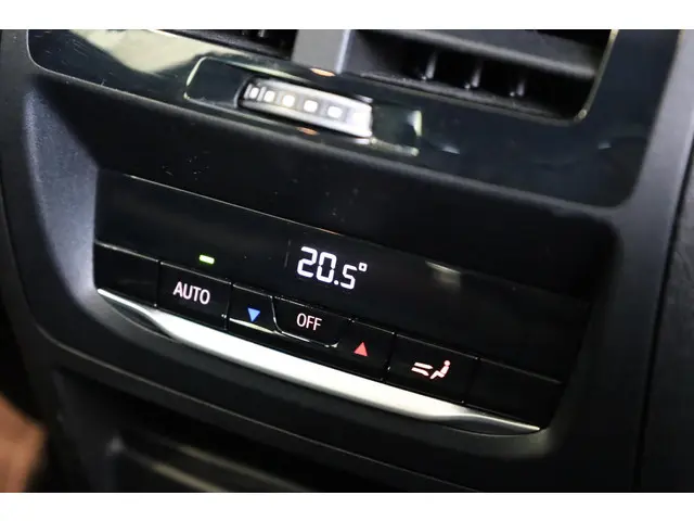 BMW X3 xDrive30e 2023 Hybride Benzine 22