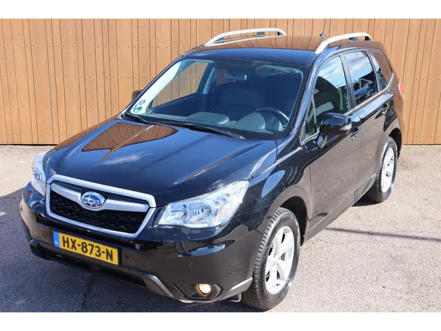 Subaru Forester 2.0 Luxury 4wd org. NL-auto 2016 Benzine 6