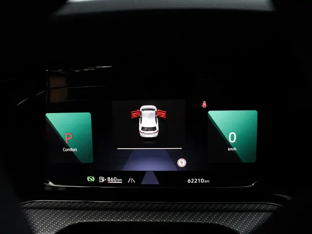 Volkswagen Golf 1.5 eTSI R-Line 2022 Benzine 11