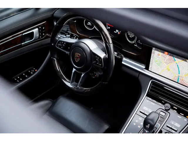 Porsche Panamera Sport Turismo 2.9 4S 2018 Benzine 37