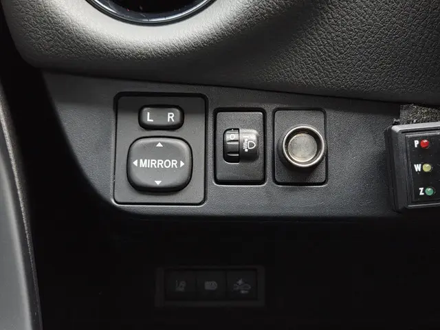 Toyota Yaris 1.5 Hybrid Active 2018 Hybride Benzine 21