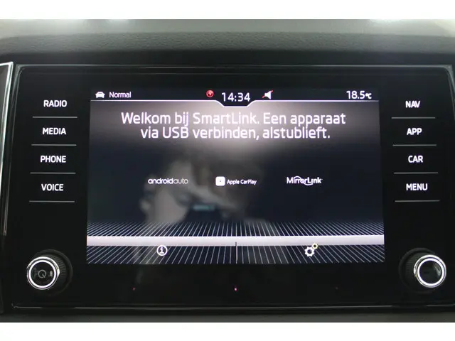 Škoda Karoq 1.5 TSI RS Sport 2018 Benzine 28