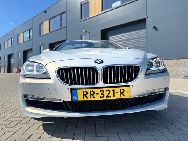 BMW 6 Serie Cabrio 650xi High Executive 2014 Benzine 27