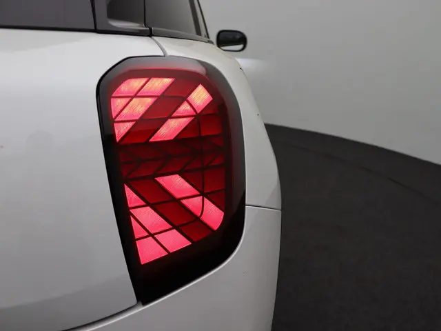 MINI Aceman John Cooper Works 2025 Elektrisch 21