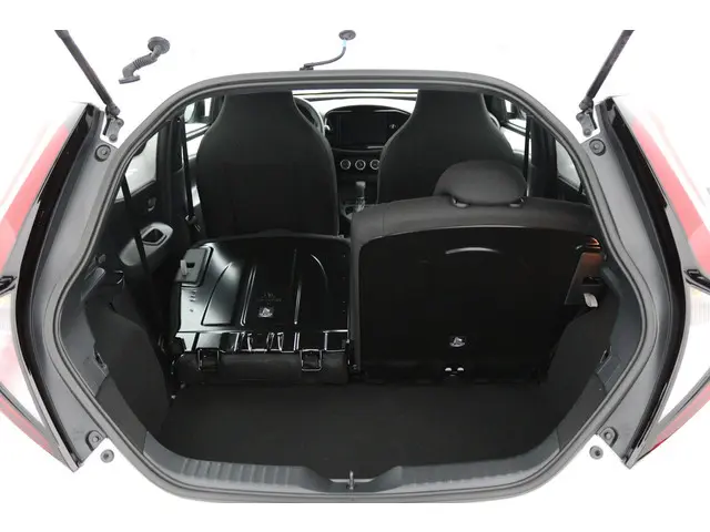 Toyota Aygo X 1.0 VVT-i S-CVT Play 2024 Benzine 24