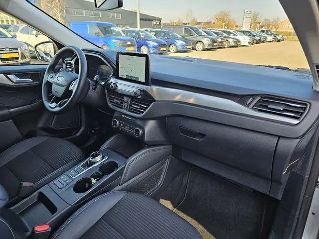 Ford Kuga 2.5 PHEV Titanium X 2023 Hybride Benzine 8