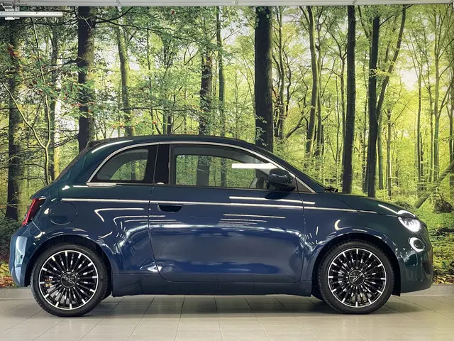 Fiat 500 La Prima 42 kWh Cabrio 2021 Elektrisch 5