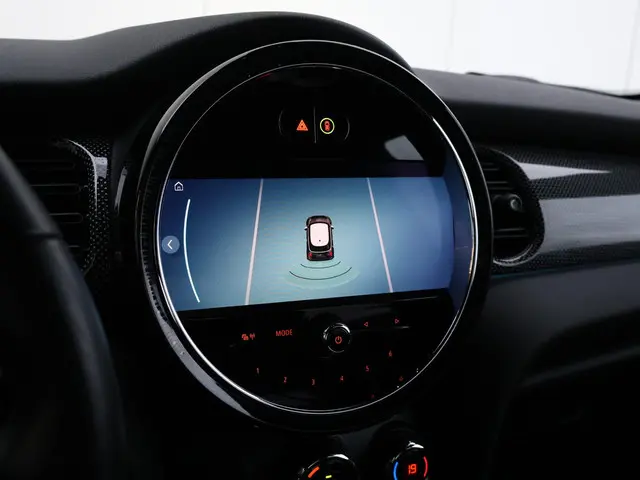 MINI Cooper Mini 1.5 Classic 2023 Benzine 35