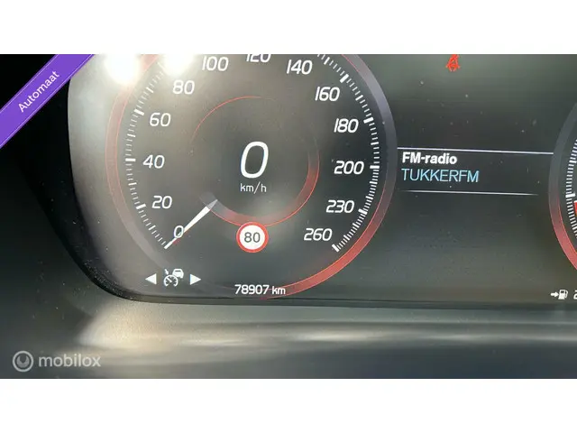 Volvo XC40 Momentum Pro 2.0 T4 2020 Benzine 6
