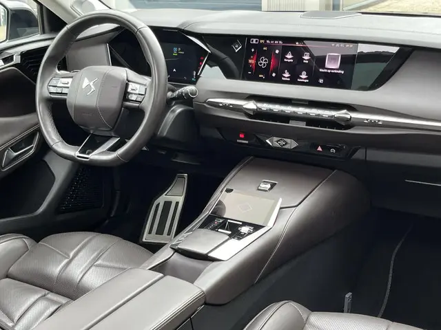 DS DS 4 E-Tense La Première 2022 Hybride Benzine 82