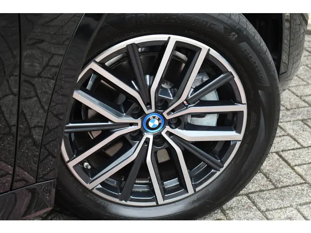 BMW X1 xDrive25e M-Sport 2023 Hybride Benzine 9