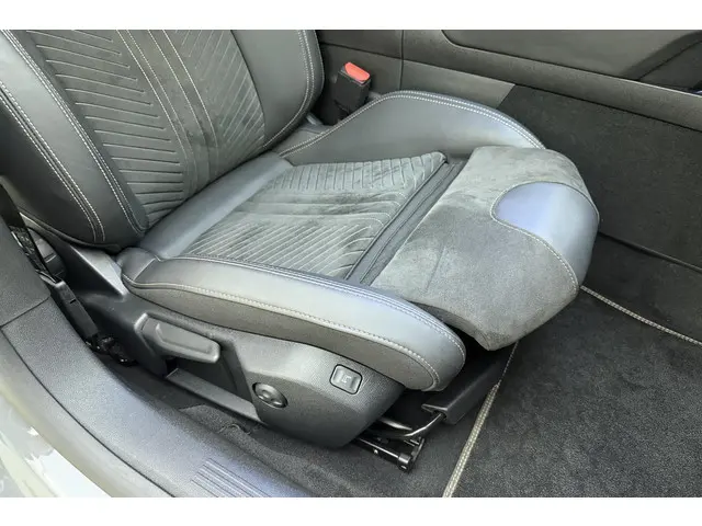 Peugeot 508 SW 1.6 HYbrid 225 GT 2024 Hybride Benzine 16