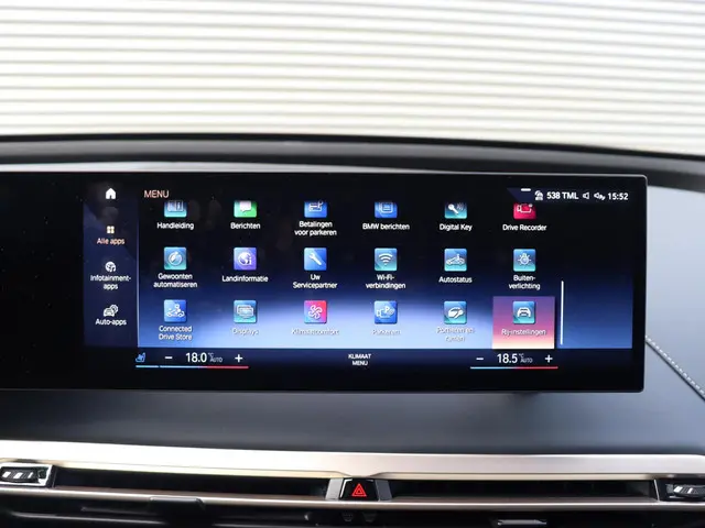 BMW iX xDrive40 2021 Elektrisch 27