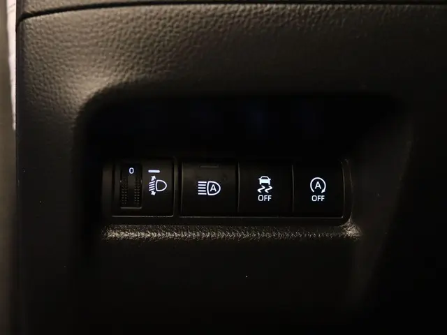 Toyota Aygo X 1.0 VVT-i MT Play 2024 Benzine 18