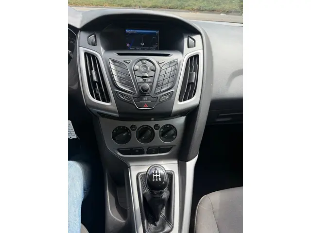 Ford Focus Wagon 1.0 EcoBoost Edition 2013 Benzine 15