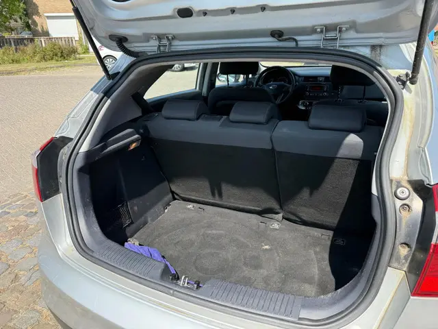 Kia Rio 1.2 CVVT Comfort Pack 2013 Benzine 10