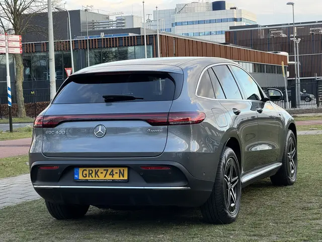 Mercedes-Benz EQC 400 4MATIC AMG 2021 Elektrisch 7