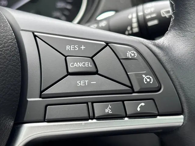 Nissan QASHQAI DIG-T 140 MT Design Edition 2021 Benzine 21