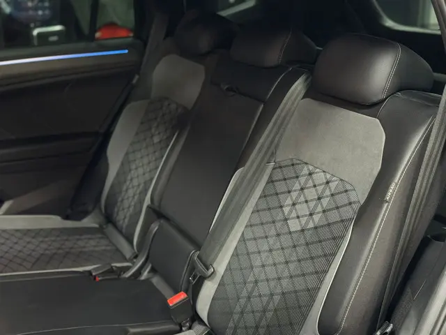 Volkswagen Tiguan 2.0|TDI|4Motion|PANO|HUD 2022 Diesel 13