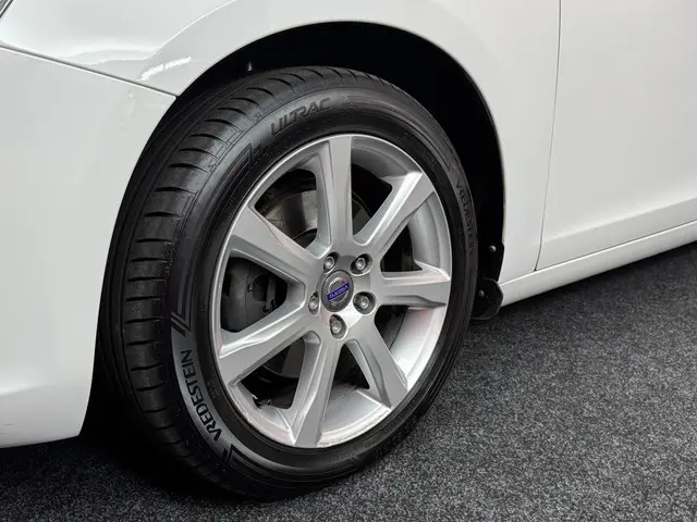 Volvo V60 1.5 T3 Polar+ 2018 Benzine 25