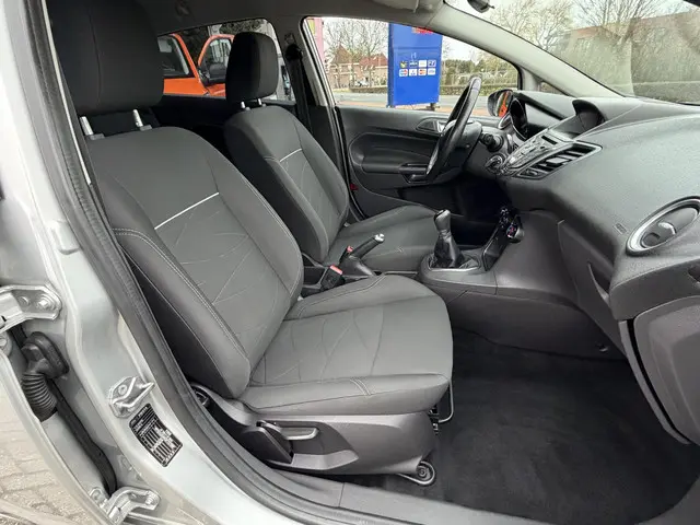 Ford Fiesta 1.0 Style 2015 Benzine 19