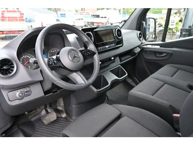 Mercedes-Benz Sprinter 317 CDI L2H2 Pro HD 2024 Diesel 4