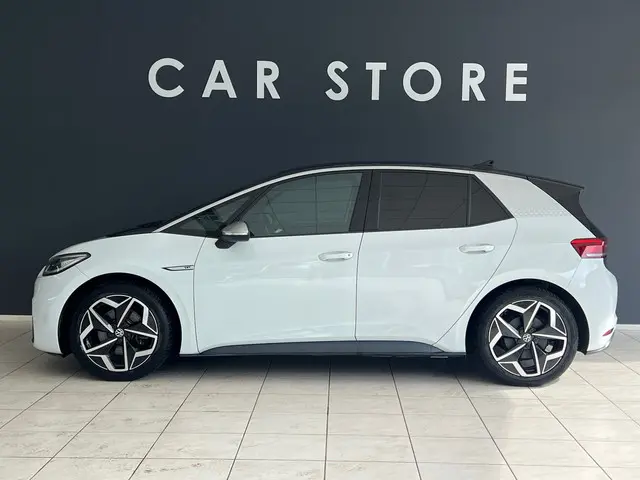 Volkswagen ID.3 First Plus 58 kWh TREKHAAK 2020 Elektrisch 2
