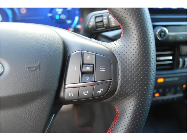 Ford Kuga 2.5 PHEV ST-Line X 225pk 2022 Hybride Benzine 22