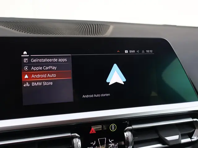 BMW 2 Serie Coupé M240i xDrive 2022 Benzine 37