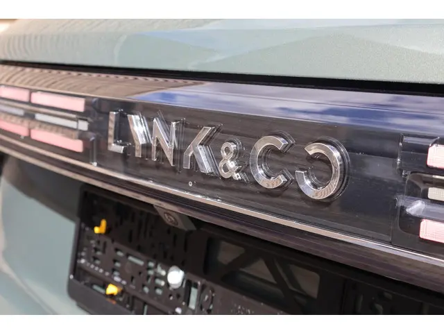 Lynk & Co 01 1.5 More 2025 Hybride Benzine 14