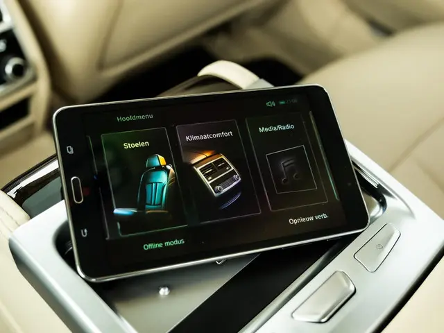 BMW 7 Serie 740i High Executive 2017 Benzine