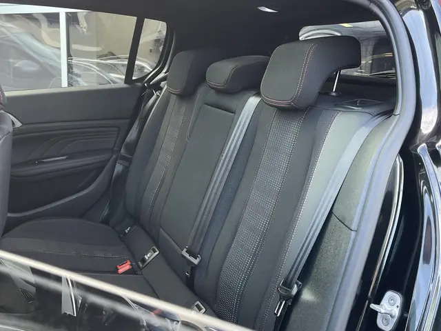 Peugeot 308 1.2 PureTech GT-Line 2020 Benzine 13