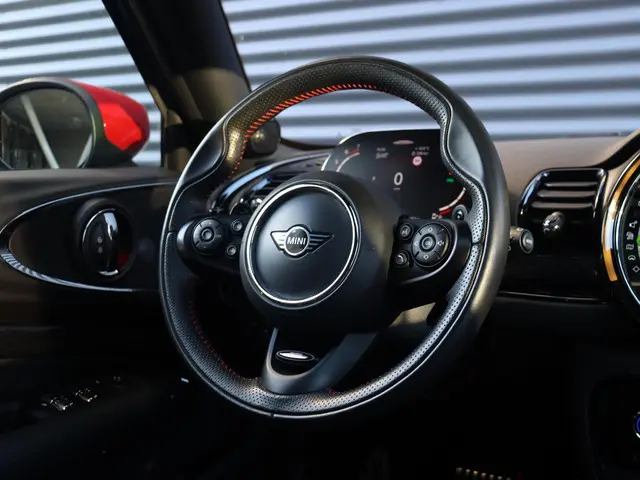 MINI Clubman JCW ALL4 2020 Benzine 16