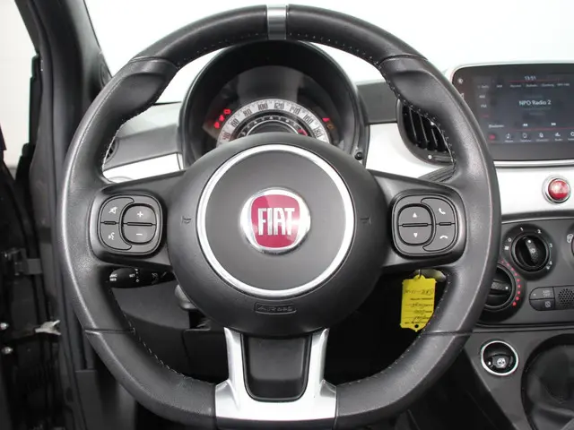 Fiat 500C 1.0 70pk Hybrid Connect 2021 Benzine 16