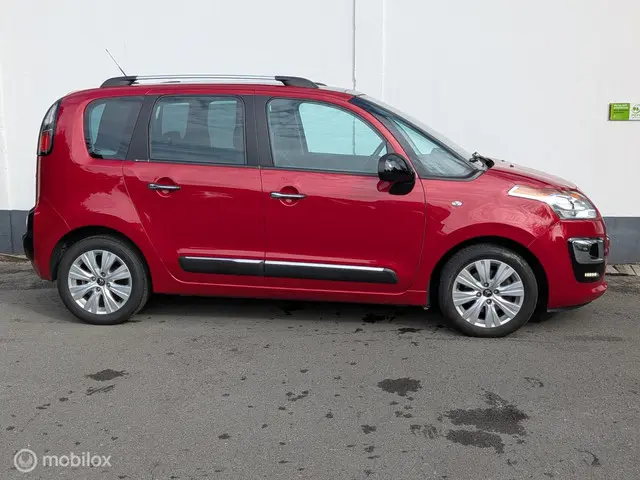 Citroën C3 Picasso 1.2 PureTech Exclusive 2017 Benzine 21