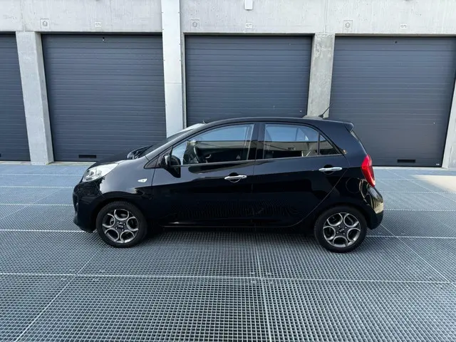 Kia Picanto 1.2 CVVT DynamicLine 2015 Benzine 9
