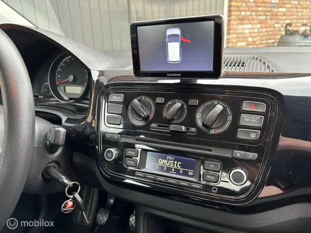 Volkswagen up! | 5 Deurs | Airco | Navi | Lm Velgen 2015 Benzine 19