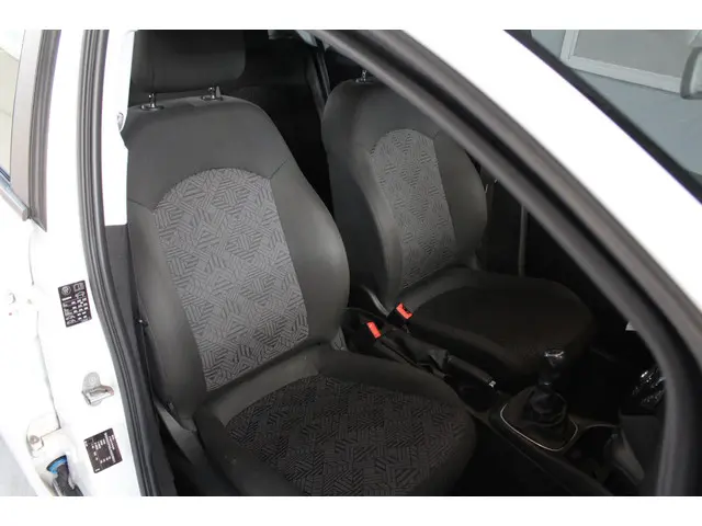 Opel Corsa 1.0 Turbo Business+ 2017 Benzine 8