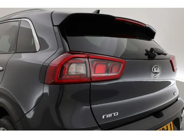 Kia e-Niro ExecutiveLine 64 kWh 2019 Elektrisch 35