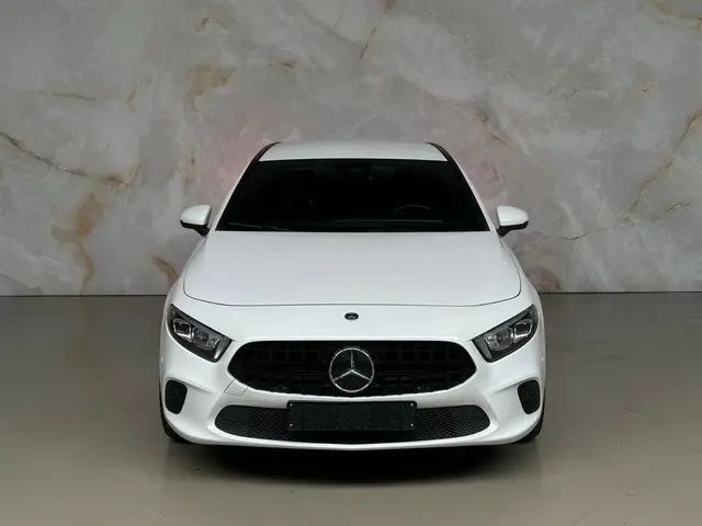 Mercedes-Benz A-Klasse 220 2019 Benzine 4