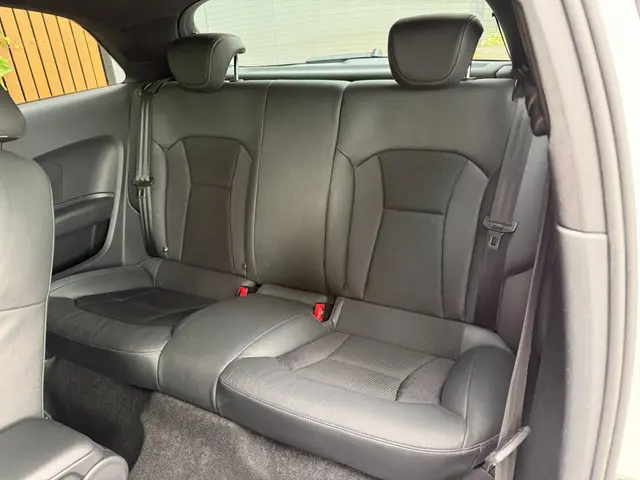 Audi A1 1.4 TFSI Sport Pro S-LINE 2015 Benzine 18