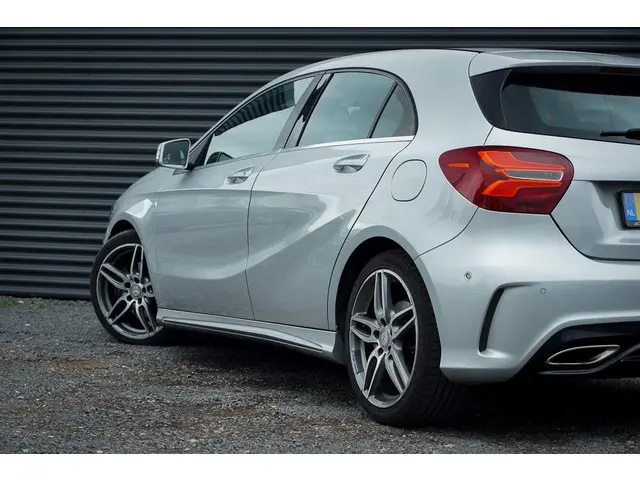 Mercedes-Benz A-Klasse 180 Ambition 2016 Benzine 3