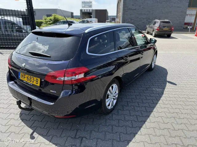 Peugeot 308 SW 1.6 BlueHDI Access 2015 Diesel 6
